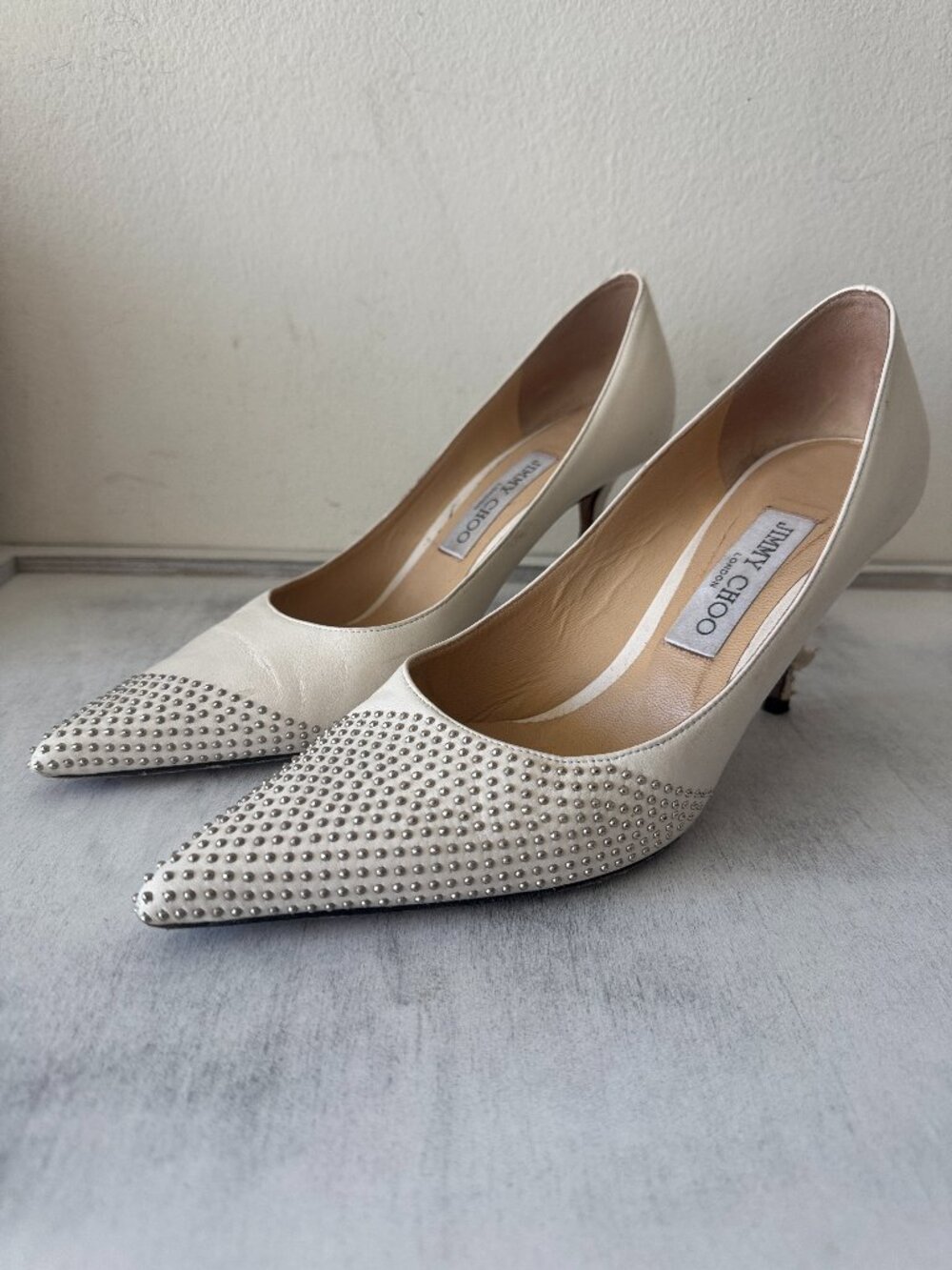 Jimmy Choo Anouk 120 White Nappa Leather Silver Stud Pumps Heels Need Repairs
